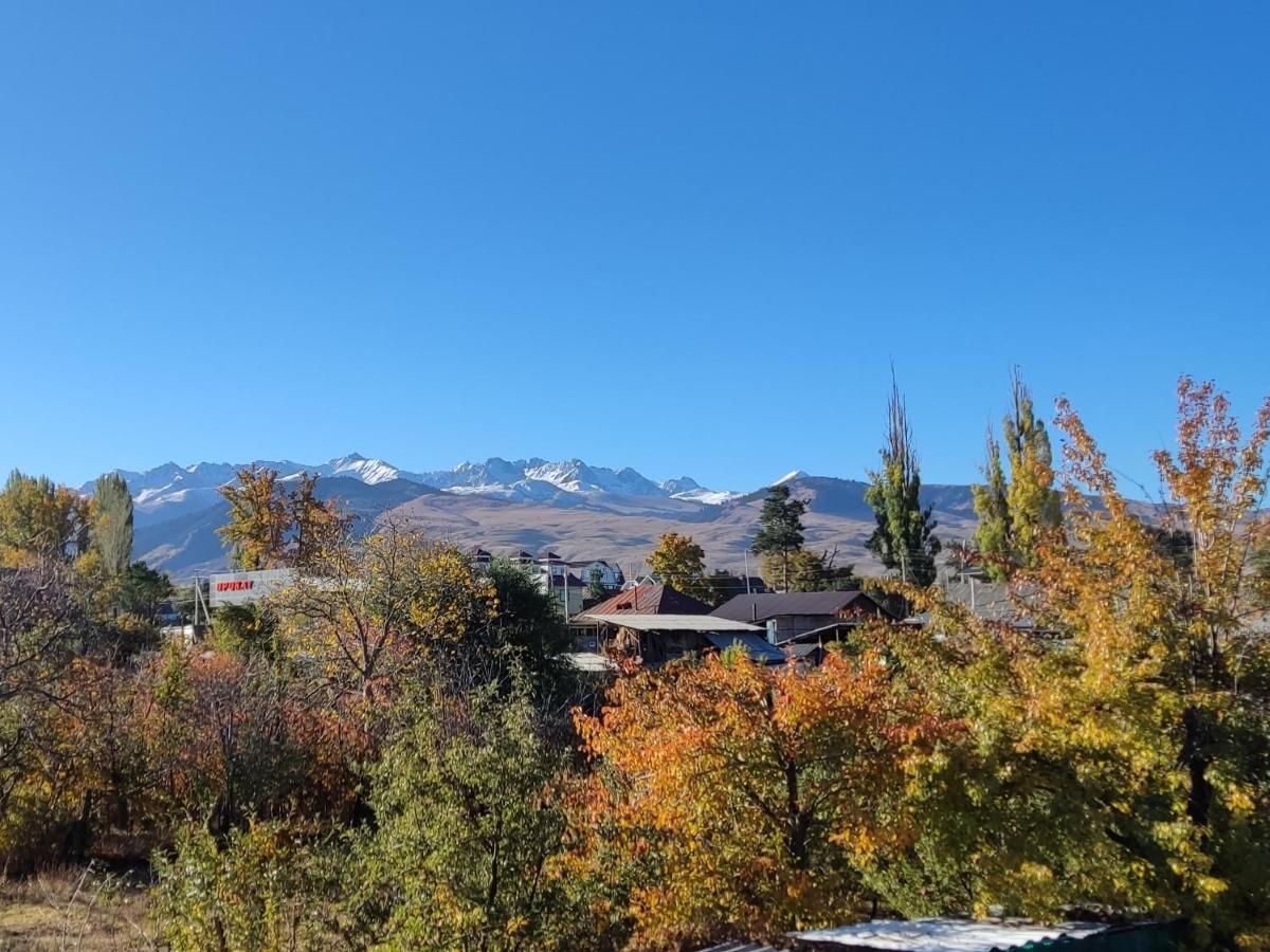 Tuenduek Guest House, 卡拉科尔 外观 照片